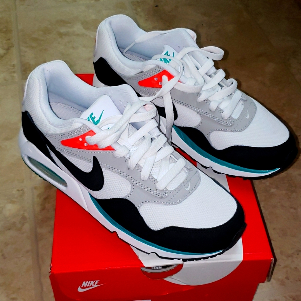 Nike Air Max Correlate